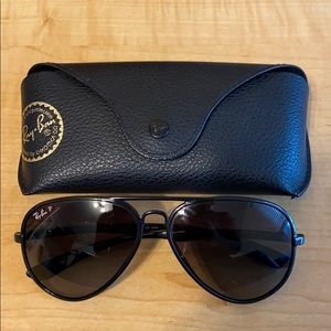 Ray Bans LITEFORCE Black Aviators
